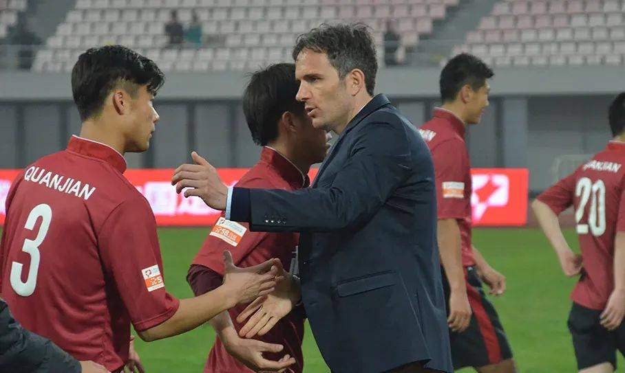 
不是斯托伊科维奇也不是图拔 富力新帅会是这位天津球迷的老熟人吗？【十大外围足球平台app】(图12)